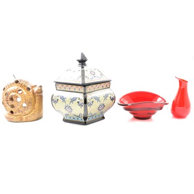 Lot 54 - Quantity of decorative ceramics, tea and dinner wares, etc.