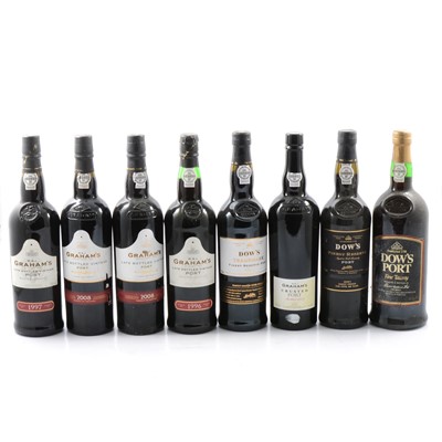 Lot 254 - EIght bottles of assorted Port, including Graham's and Dow's