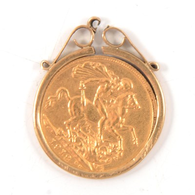 Lot 100 - A Gold Full Sovereign pendant.