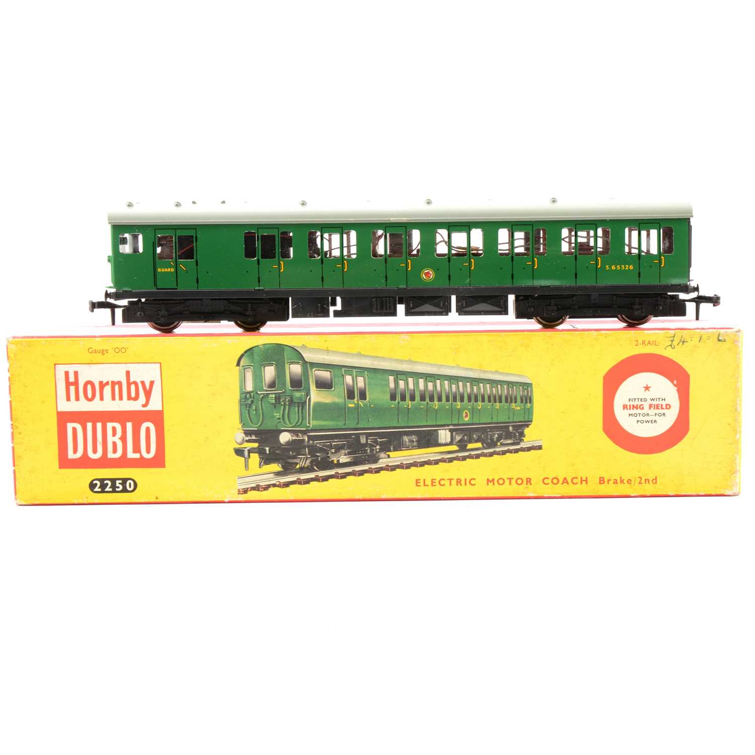 Lot 87 - Hornby Dublo OO gauge model railway electric motor coach ref 2250 brake/2nd