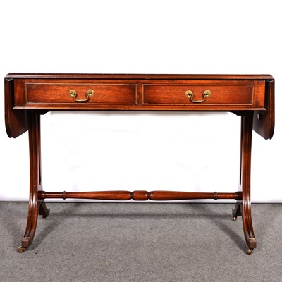 Lot 370 - Reproduction mahogany sofa table