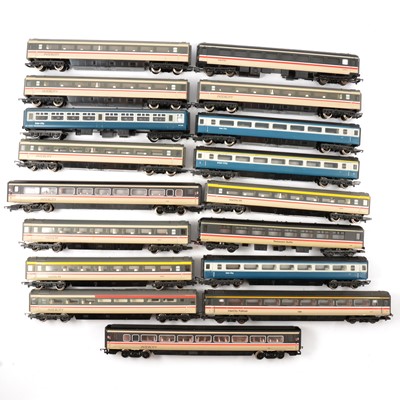 Lot 129 - Seventeen OO gauge model railway InterCity passenger coaches.