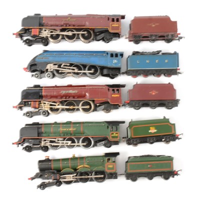 Lot 69 - Five loose Hornby Dublo OO gauge model railway locomotives.
