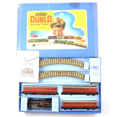 Lot 91 - Hornby Dublo OO gauge model railway train set EDP14 2-6-4 tank passenger train