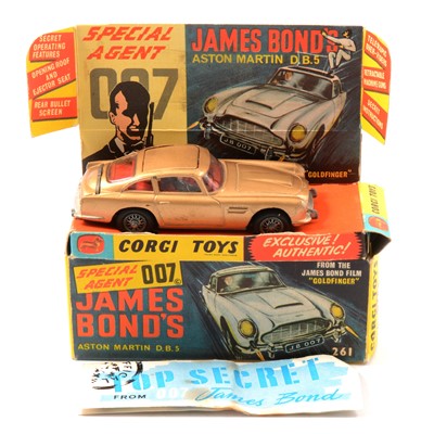 Lot 292 - Corgi Toys die-cast model 261 Special Agent 007 James Bond's Aston Martin DB5
