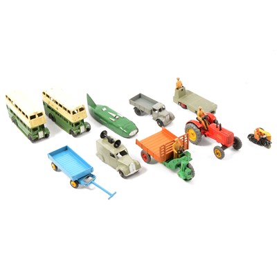 Lot 269 - Ten loose Dinky Toys die-cast models and vehicles.