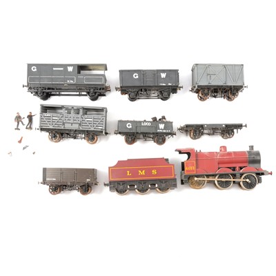 Lot 17 - O gauge model railways, a selection including Lima 4F LMS 0-6-0 4683 locomotive
