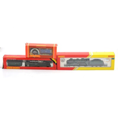 Lot 153 - Three Hornby OO gauge model railway locomotives, R780, R078, R3172