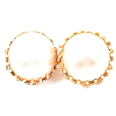 Lot 191 - A pair of large pearl earclips.