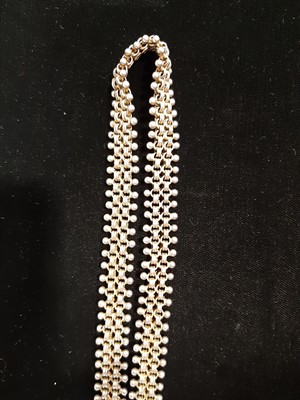 Lot 227 - A Victorian locket and collar.