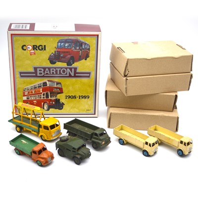 Lot 267 - Die-cast models, including five Dinky Toys, 33 Simca Cargo 'Saint-Gobain'