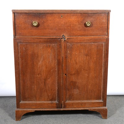 Lot 436 - George III oak cupboard