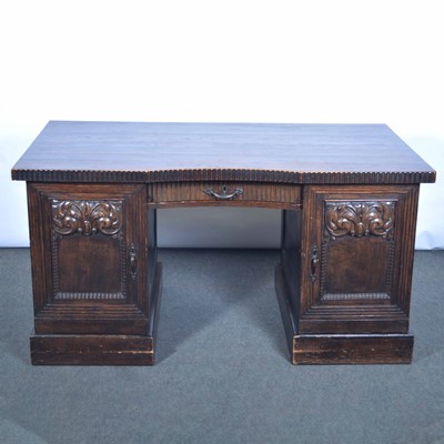 Lot 405 - German oak desk, early 20th Century