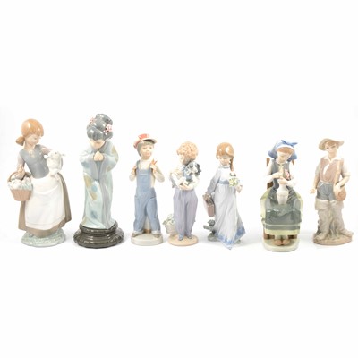 Lot 75 - Ten Lladro figurines.