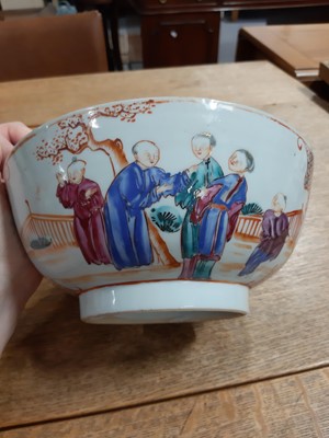 Lot 82 - Chinese polychrome jar, three Canton bowls and Japanese bowl.