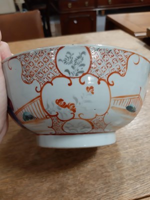 Lot 82 - Chinese polychrome jar, three Canton bowls and Japanese bowl.