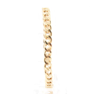 Lot 133 - A 9 carat yellow metal hollow curb link bracelet.