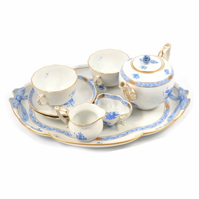 Lot 14 - Herend Hungary 'Chinese Bouquet / Apponyi Blue' AB pattern tea set for two.