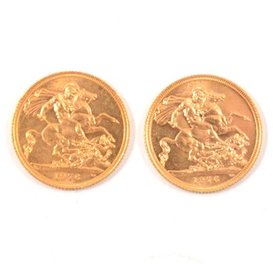 Lot 103 - Two Gold Full Sovereigns Elizabeth II 1976.