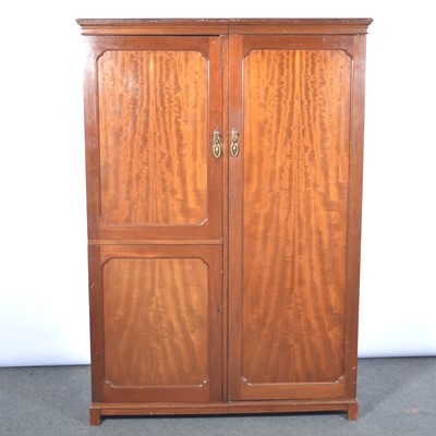 Lot 406 - Edwardian mahogany compactum