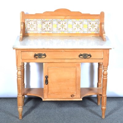 Lot 386 - Victorian stripped walnut washstand