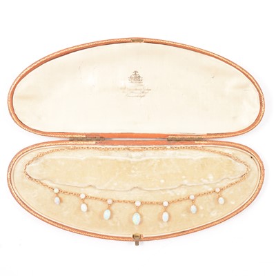 Lot 162 - An opal fringe necklace in fitted box.