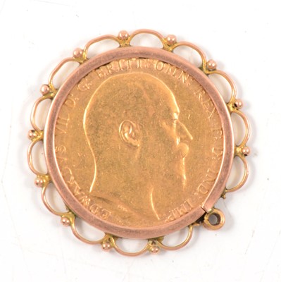 Lot 99 - A Gold Full Sovereign pendant.