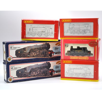 Lot 37 - Six Bachmann and Hornby OO gauge model railway locomotives