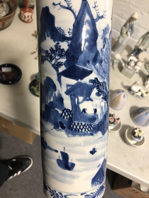 Lot 3 - Pair of Chinese blue and white cylindrical vases