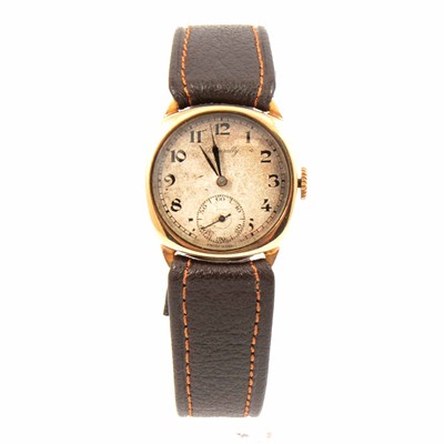 Lot 322 - Admiralty - a gentleman's 1930's 9 carat gold wristwatch