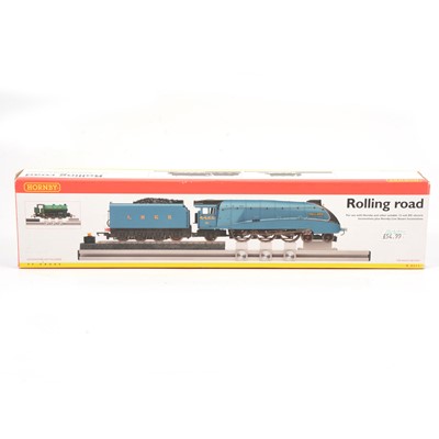 Lot 104 - Hornby OO gauge model railways Rolling Road ref R8211