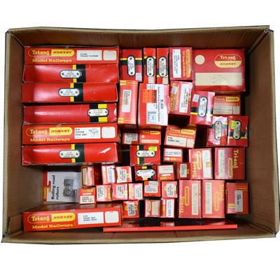 Lot 115 - One box of Tri-ang and Hornby OO gauge model railway accessories