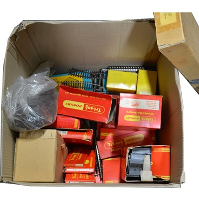 Lot 113 - One box Hornby and Tri-ang OO gauge model railway accessories.
