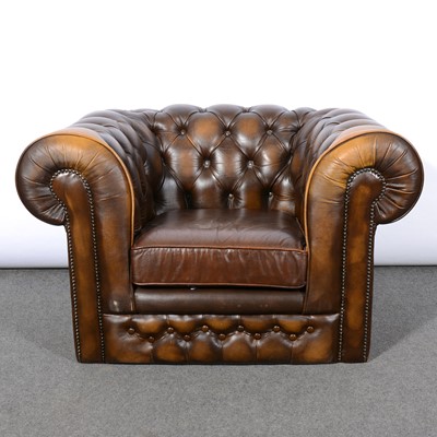 Lot 478 - Chesterfield type settee, single chair and wing back chair