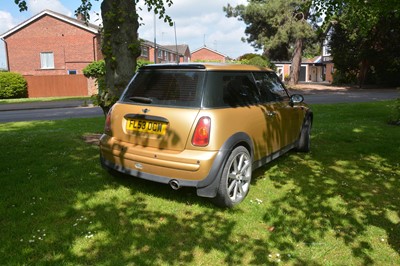 Lot 371 - Mini Cooper Hatch, 1598cc, petrol,  Sept '03 reg, 36,250 miles