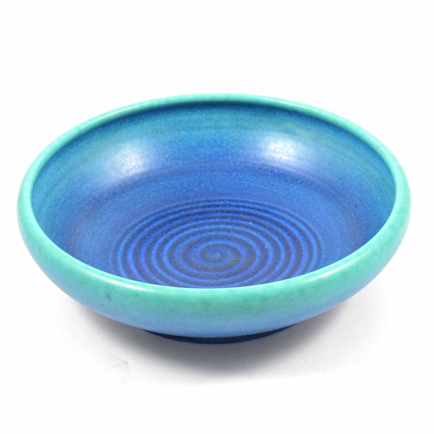 Lot 1014 - Pilkington's Royal Lancastrian, a bowl with