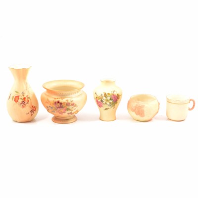 Lot 85 - Royal Worcester, five items of blush ivory ware