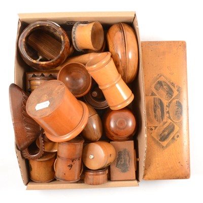 Lot 149 - Box of treen and Mauchline ware