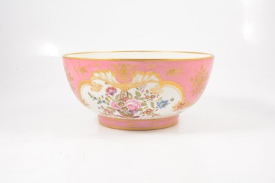 Lot 46 - Continental porcelain rose bowl