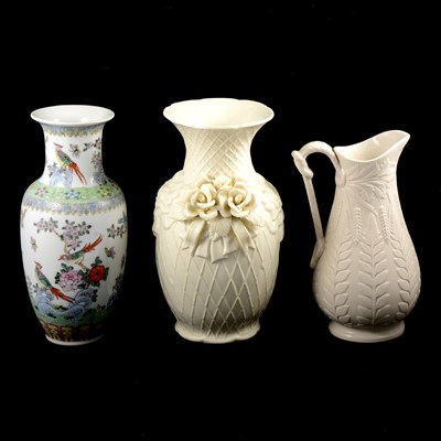Lot 70 - Modern Chinese vase and other ceramics