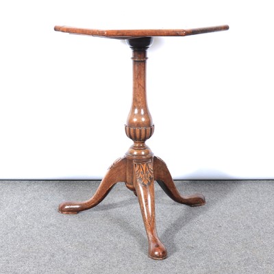 Lot 46 - A walnut and laburnum pedestal table