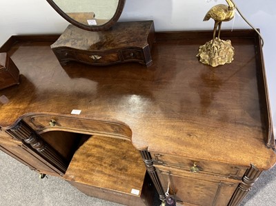 Lot 27 - A Regency mahogany dressing table