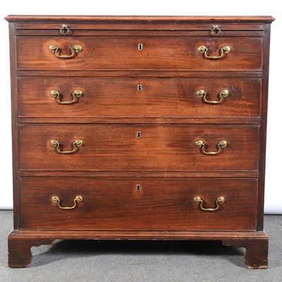 Lot 23 - A George III mahogany chest of drawers