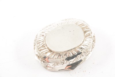 Lot 106 - Condiments and other small silver