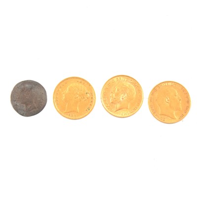 Lot 204 - Three Gold Half Sovereigns, 1883, 1909 and 1911.