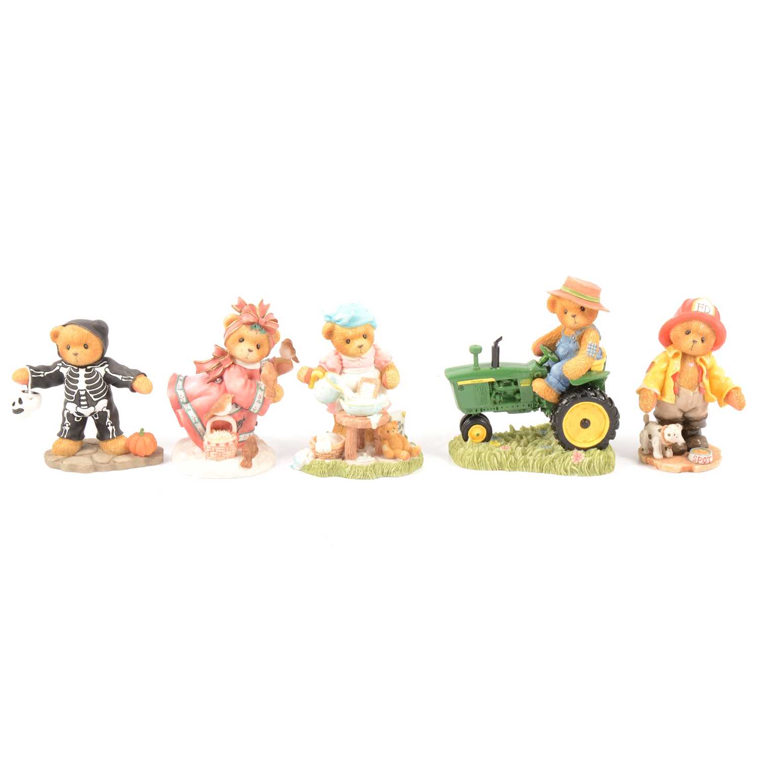 Lot 66 - A collection of Cherished Teddy figures.