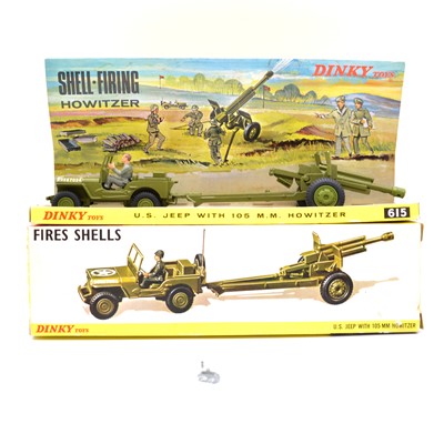 Lot 202 - Dinky Toys no.615 US Jeep with 105mm Howitzer gun, boxed