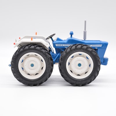 Lot 321 - DBP Model Tractors model County 1004 Super Six tractor, 1:16 scale, blue body.