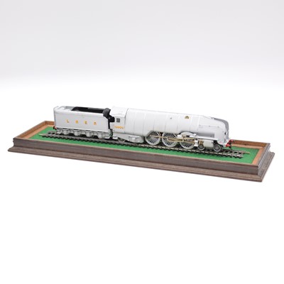 Lot 175 - A well made kit-built OO gauge model railway locomotive, LNER 4-6-4 type W1 'Hush-Shush'