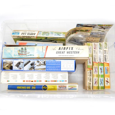 Lot 381 - Thirteen Plastic model kits  including Airfix Classic Great Western etc